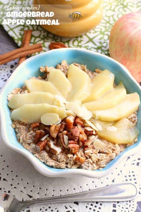 {Slow Cooker} Gingerbread Apple Oatmeal by @LifeMadeSweeter