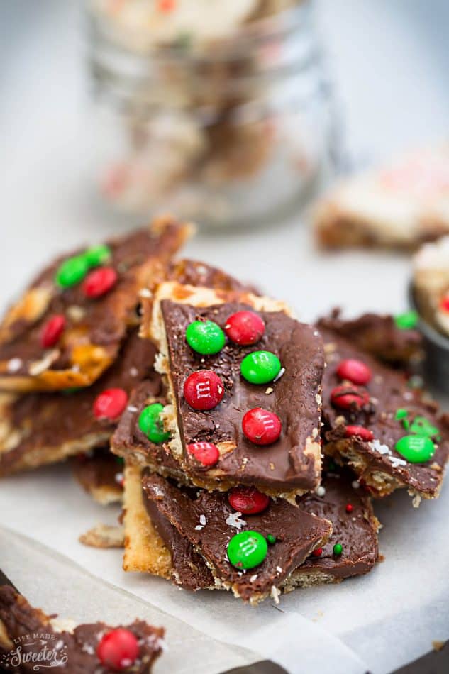 Christmas Cracker Toffee – 7 Ways with Saltine & Graham Crackers (5)