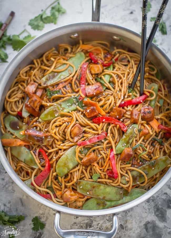 Easy Chicken Lo Mein makes a delicious weeknight meal & way better than ...