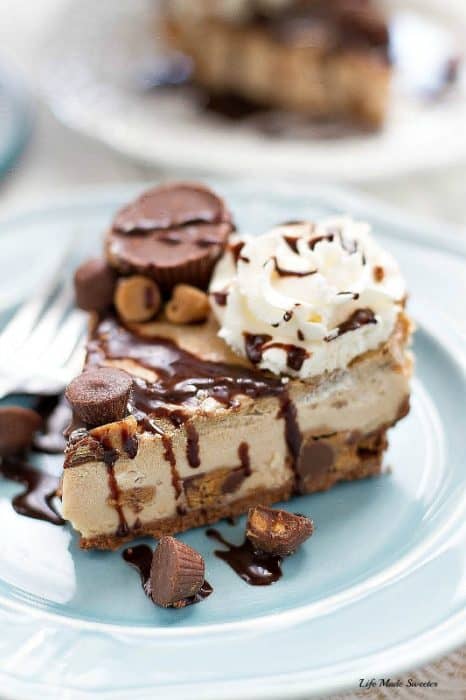 No Bake Peanut Butter Cup Cheesecake makes an easy & decadent summer dessert perfect for sharing