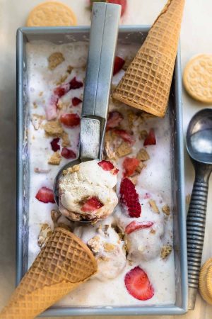 No Churn Strawberry Shortcake Oreo Ice Cream makes the perfect frozen treat on a hot day! Best of all, there's no need for an ice cream maker!