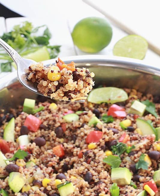 One Skillet Mexican Quinoa An Easy And Healthy Meatless Quinoa Dish Made All In One Pan With