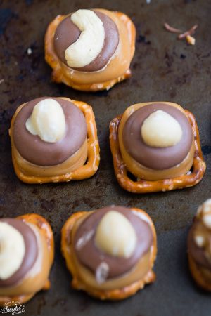 Pretzel Nut Bites make the perfect easy holiday gifts-10