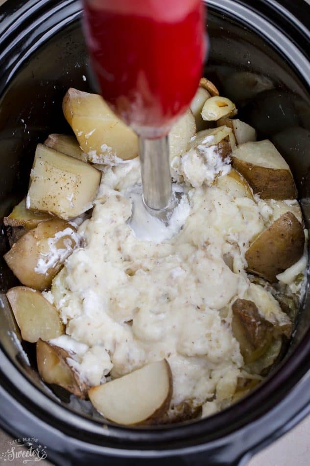 slow_cooker_mashed_potatoes_lifemadesweeter5